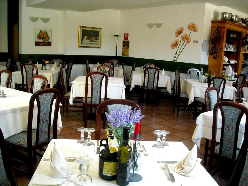Hotel Faedo Pineta Exterior photo